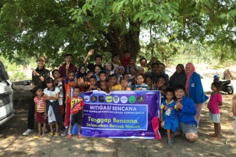 Hilangkan Trauma, Mahasiswa Gelar ‘Games’ untuk Anak Korban Banjir Jeneponto