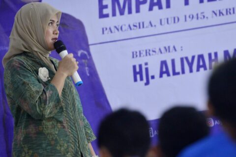Aliyah Mustika Sosialisasikan Empat Pilar Kebangsaan di Pesantren Darul Aman Makassar