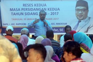 Berebut Kursi Ketua DPRD Makassar, Irwan Djafar Tunggu Perintah Partai