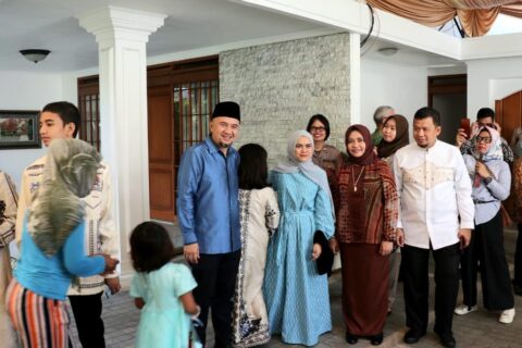 Pj Wali Kota Iqbal Hadiri Open House Wapres JK