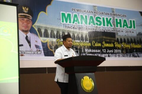 Buka Manasik Haji, Iqbal Minta JCH Makassar Tingkatkan Kesabaran Beribadah