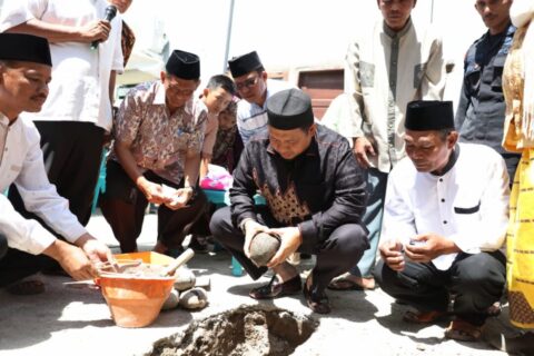 Resmikan Masjid dan TPA, Iqbal Harapkan Peningkatan Spirituallitas