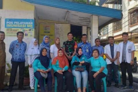 Lurah Lariang Bangi Pantau Pelayanan Posyandu Palem 4