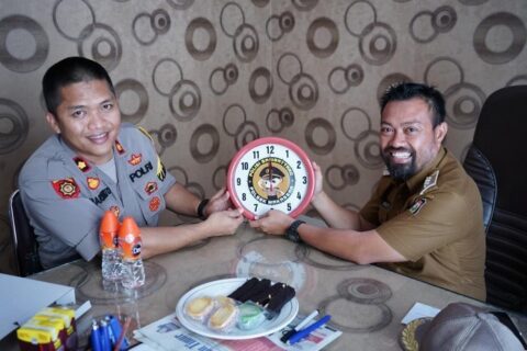 Kapolsek Sambangi Camat Makassar, ini yang Dibahas