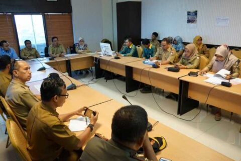 Disperkim Kota Makassar Serahkan Sembilan SKK Fasum Fasos ke Kejaksaan