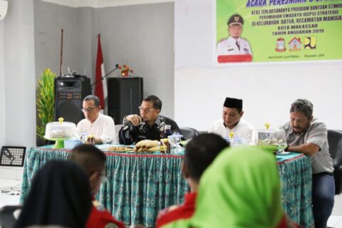 Tingkatkan Kualitas Hidup Masyarakat, Iqbal Suhaeb Resmikan Rumah Program BSPS