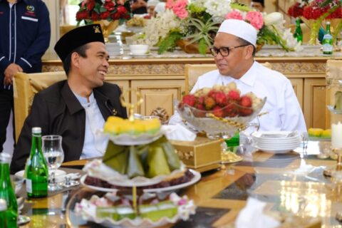UAS Bahagia Bisa Berkunjung ke Rujab Gubernur Sulsel