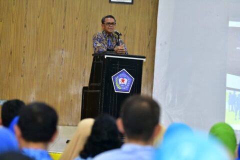 Nurdin Abdullah Ingatkan Harus Bangga Jadi Alumni SMA 5 Makssar