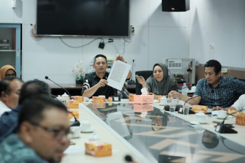 Komisi A Bahas Penjualan Miras di Tempat Umum