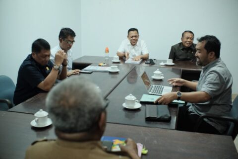 BK DPRD Makassar Soroti Rapat Molor