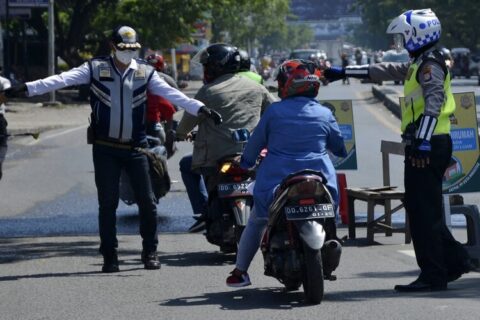 Penerapan PSBB Kota Makassar, Aktifitas Kendaraan Komersil Antar Kota Dihentikan