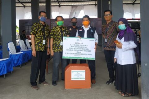 Pegadaian Cabang Bulukumba Bagikan Ratusan Masker