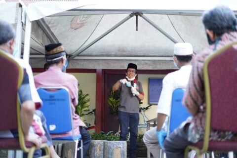 Bupati Umumkan Pasien Covid-19 Bone, FTI UMI Langsung Kirim APD
