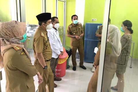 Sekda Palopo Apresiasi Alat Tes Cepat Covid-19 RSUD Sawerigading