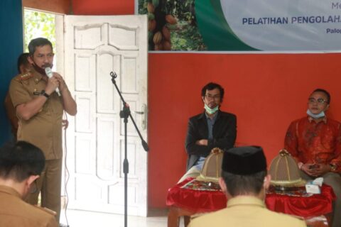 Pemkot Palopo dan BBIHP Latih Pelaku Industri Kecil Mengolah Coklat