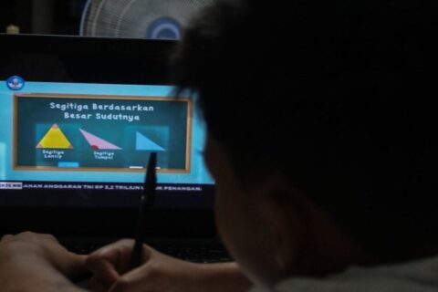 Besok, Batas Akhir Pendaftaran Nomor HP Siswa dan Guru untuk Kuota Internet Gratis