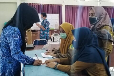 227 CPNS Sinjai Terima SK PNS