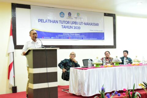 Wawali Palopo : Guru Tak Boleh Gaptek