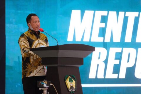 Mendagri Launching Gerakan Sejuta Masker Pemkab Gowa