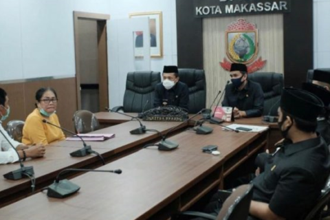 DPRD Mediasi PKL Losari dengan Pemkot Makassar