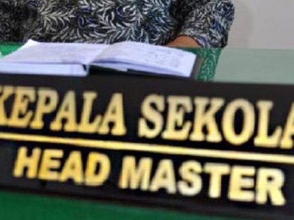 Mengejutkan, 64 Kepala SMP Ramai-ramai Mundur. Tak Nyaman Kelola Dana BOS?