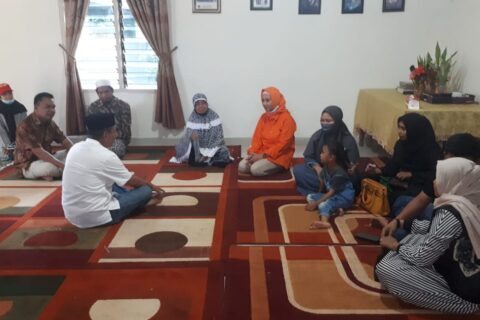 Curhat Warga ke Anir: Semoga Ada Lapangan Kerja Baru