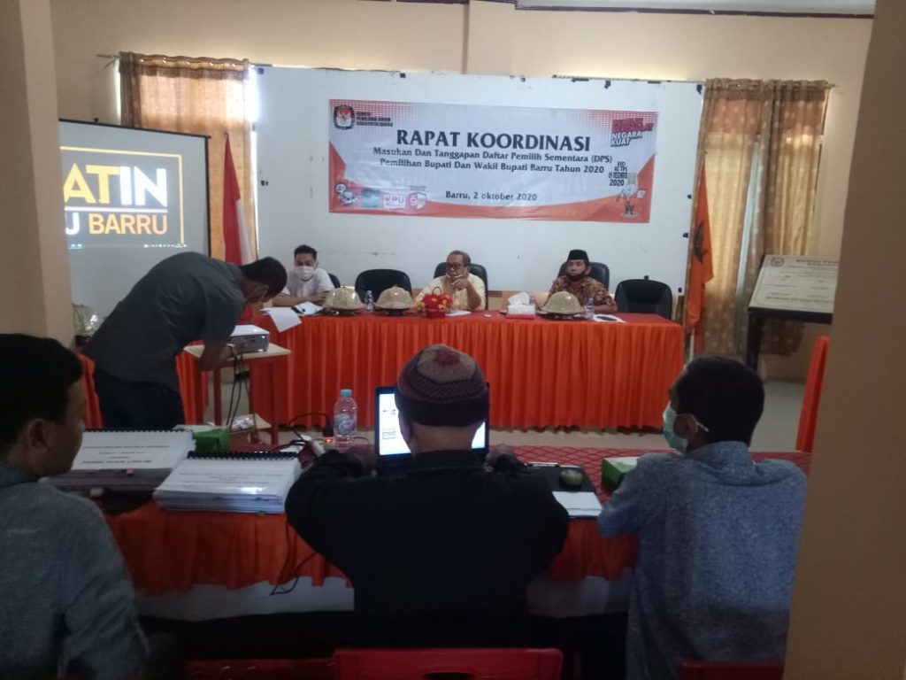 Tim Paslon Malkan-Salahuddin Protes DPS KPU Barru