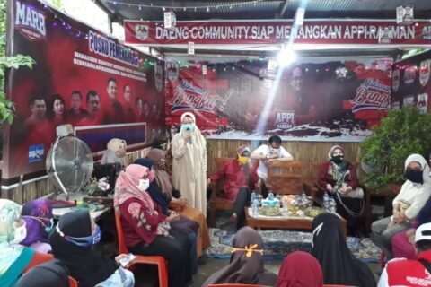 Meski Diguyur Hujan, Istri-Istri Ketua RT dan RW di Maccini Raya Antusias Bertemu Melinda Aksa