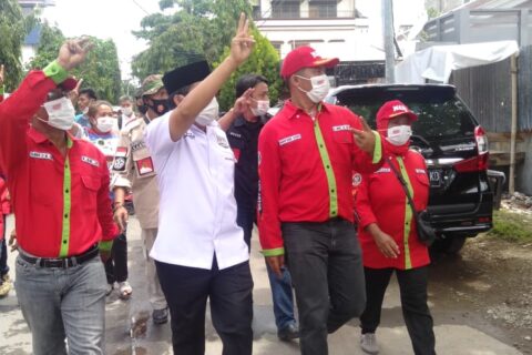 Jalan Kaki Sasar 4 Kelurahan, Rahman Bando Bicara Soal Pendidikan