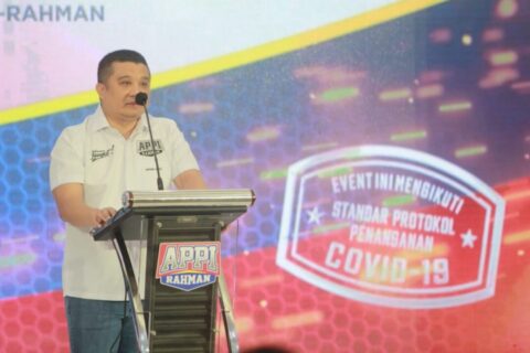 Terus Mengalir, Erwin Aksa Lantik 38 Relawan Baru Pemenang Appi-Rahman