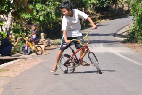 Infrastruktur Jalan Kini Mulus, Warga Pariae Terima Kasih ke Bupati Sinjai