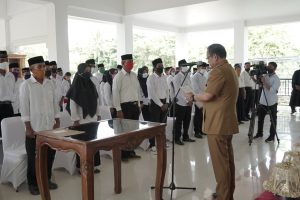 Lantik 100 Anggota BPD, Begini Pesan Bupati Luwu