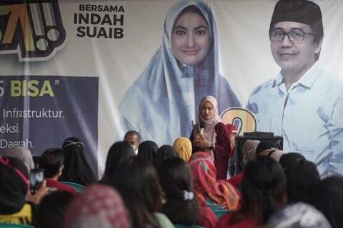 Hadapi Pilkada, Indah Ajak Masyarakat Senang-senang