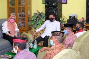 Adnan-Kio Satukan Mal dan Pos Pelayanan Publik dengan Pengembangan UMKM