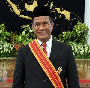 Terima Bintang Mahaputra Adipradana, Amran Dedikasikan untuk Petani Indonesia