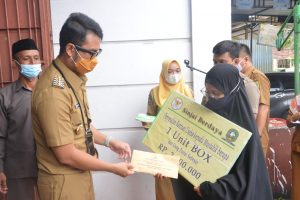 Lewat Program Baznas, Bupati ASA Salurkan 5 Unit Bantuan Boks