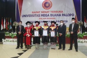 Wisuda 318 Sarjana, Sekda Palopo Puji Kiprah Universitas Mega Buana Palopo