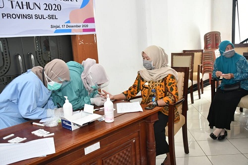 Sambut Hari Ibu, TP PKK Sinjai Gelar Rapid Tes Gratis Kaum Perempuan