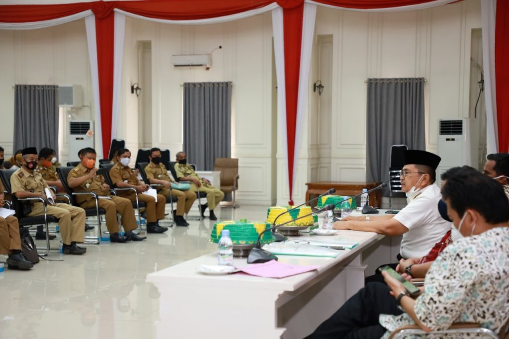 Walikota Palopo Ajak RT/RW Diskusi untuk Cari Solusi Jika Ada Masalah