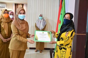 245 UMKM di Luwu Utara Terima Bantuan Tenda dan Gerobak