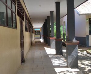 Gedung SMAN 2 Luwu Tak Terawat dan Kotor Selama Pandemi Covid-19
