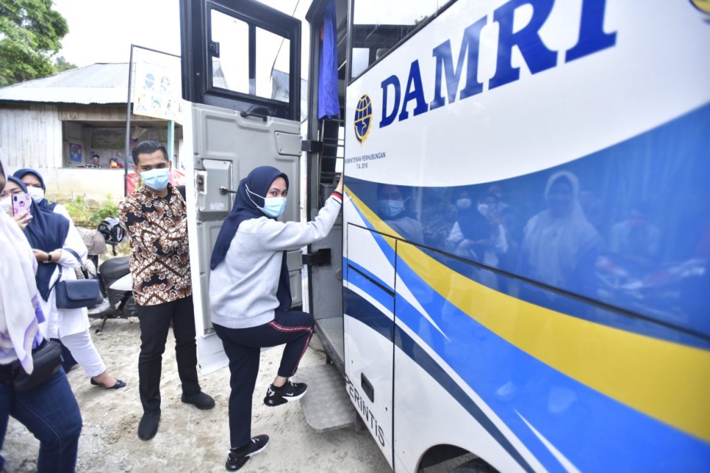 Naik Bus Damri dari Masamba ke Rongkong Hanya Tiga Jam