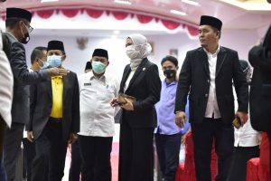 DPRD Lutra Resmi Umumkan Indah-Suaib sebagai Bupati-Wakil Bupati Terpilih 2021 – 2026