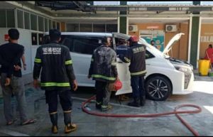 Mobil Milik Adik Direktur RS ST Madyang Terbakar, Pasien dan Pengunjung Kaget