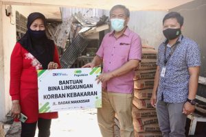 Pegadaian Salurkan Bantuan Untuk Warga Korban Kebakaran di Makassar