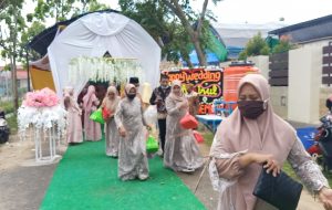 Patut Dicontoh, Kadis Kesehatan Lutra Nikahkan Anak dengan Protokol COVID-19 yang Ketat