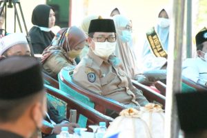 50 Santriwan-Santriwati Darul Arqam Diwisuda, Wabup Suaib; Pucuk Dicinta Ulam pun Tiba