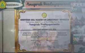 HAKLI Beri Penghargaan Lima Kepala Daerah