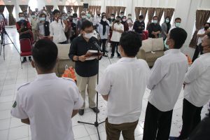 Wakil Bupati Luwu Utara Lantik Pengurus AMUNISI Luwu Utara Periode 2021 – 2024