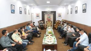Di Gedung DPRD Makassar, Danny Jelaskan Nasib Proyek Jalan Metro hingga Mattoanging